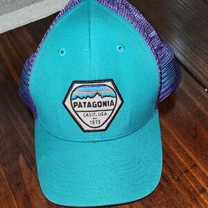 Patagonia Turquoise and Violet Mesh Snapback Trucker Cap